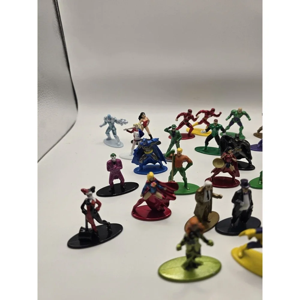 Jada DC Comics Nano Metalfigs Mini Figures Superheroes Die-Cast Metal Lot of 34
